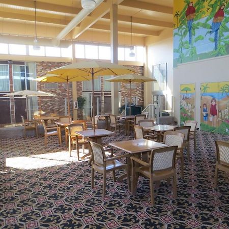 Howard Johnson Grand Forks Exterior foto